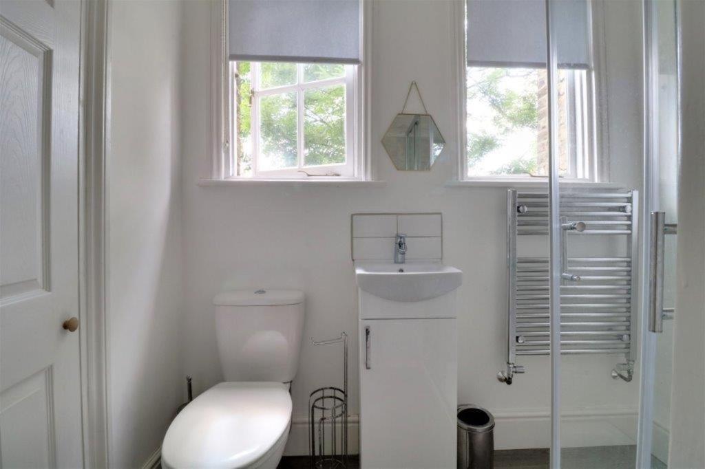 Replingham Road Apartament