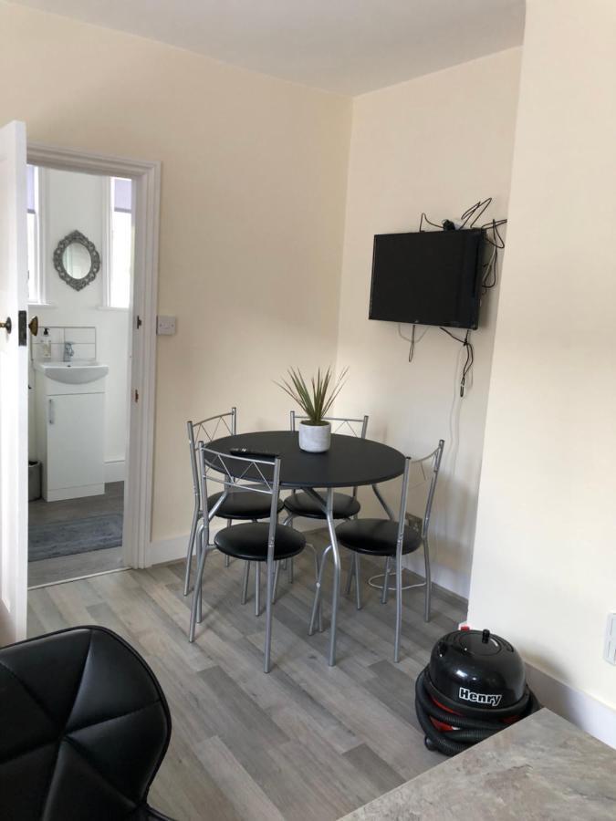 Replingham Road Apartament Londra